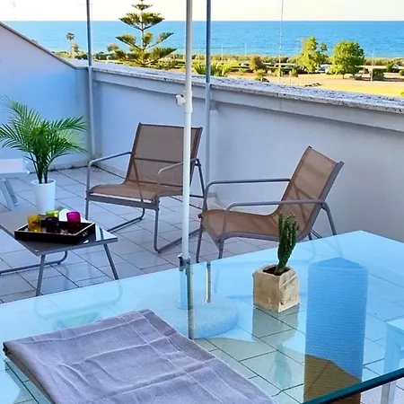 Lamare Apartment